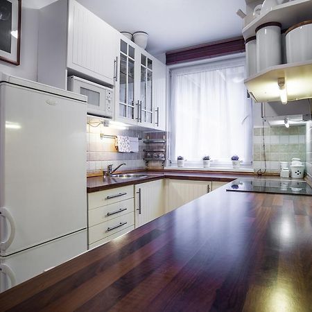 Lovely Corvin Apartment บูดาเปสต์ ภายนอก รูปภาพ