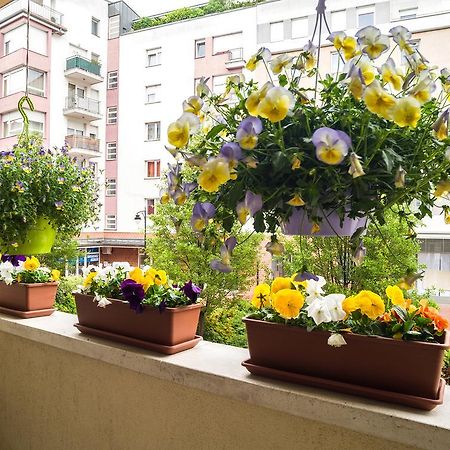 Lovely Corvin Apartment บูดาเปสต์ ภายนอก รูปภาพ