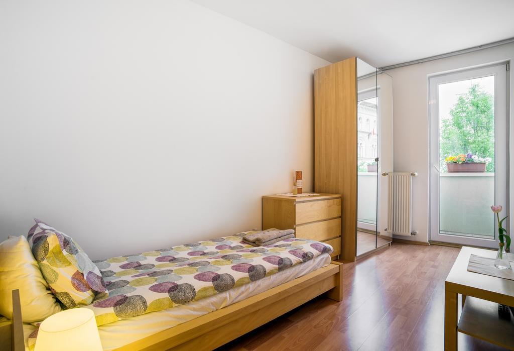Lovely Corvin Apartment บูดาเปสต์ ภายนอก รูปภาพ
